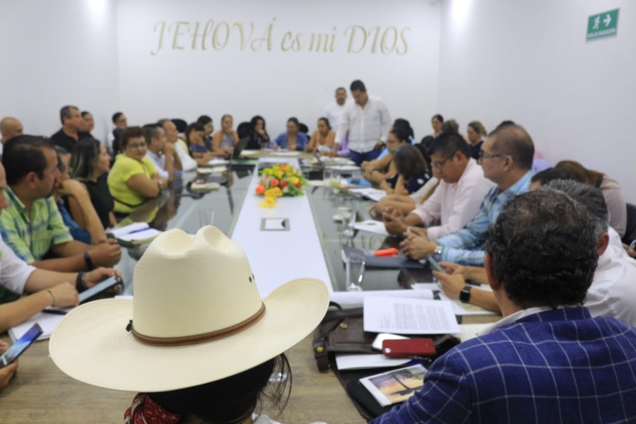 http://casanarenoticias.com/images/2018%20folder/enero%202019/ABRIL/DOBLE%20CALZADA.jpg