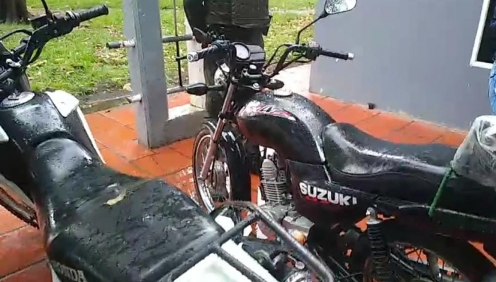 Lo apuñalaron por oponerse al robo de su motocicleta en La Bendición