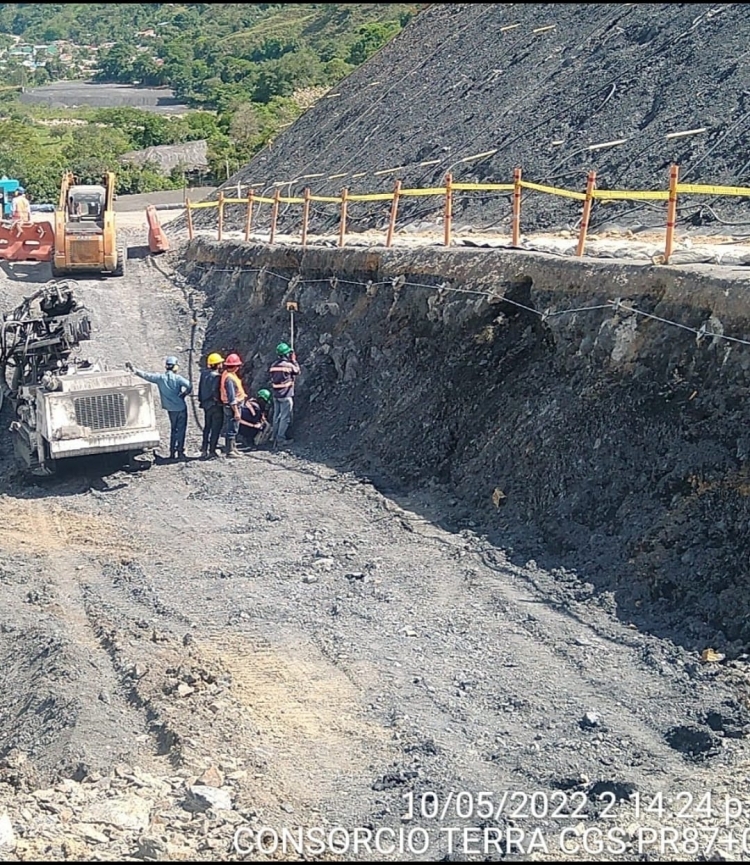 Avanzan trabajos en el sector La Granja en la vía del Cusiana