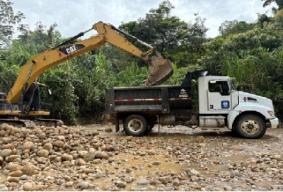 Alcaldía de Paz de Ariporo reportó la construcción de 600 metros de vía en la carretera a la vereda La Motuz