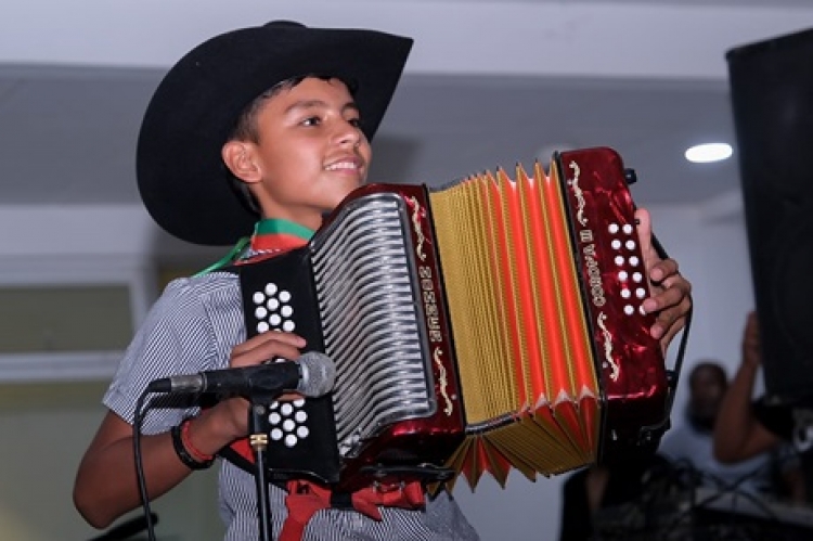 Jhon Emiliano Olmos Prieto, un niño maniceño que brilló en La Leyenda Vallenata