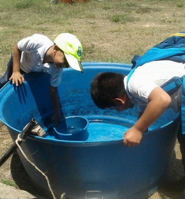 Colegio de San José del Bubuy en Aguazul reclama agua