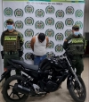 Se movilizaba por la Marginal del LLano en moto robada y lo capturaron