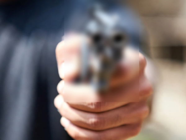 Recibió un disparo por la espalda cuando intentaba escapar de un atraco