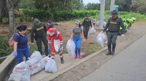 Se adelantó jornada de recolección de basuras en el canal La Milagrosa