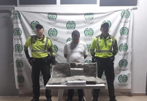Capturado conductor de bus que transportaba 5.6 kilos de marihuana