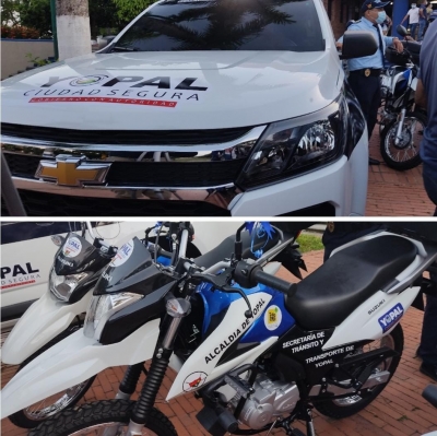 Alcaldía entregó una camioneta y tres motos que fortalecerán las labores de las autoridades de tránsito en Yopal