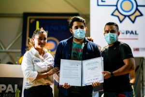 Alcaldía entregó 51 títulos de propiedad a familias yopaleñas