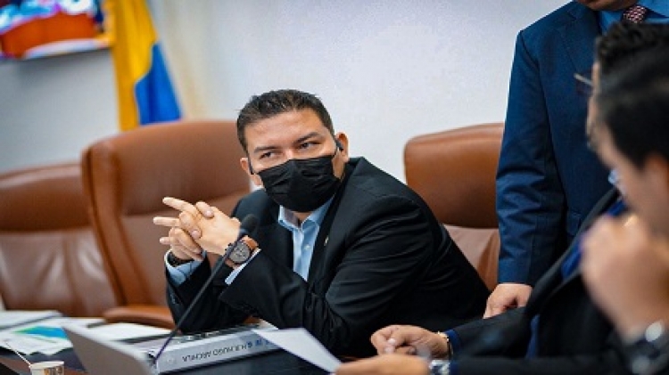 Triunfaron las ‘Líneas Rojas’: Liberales lograron eliminar 9 artículos de la reforma a la salud