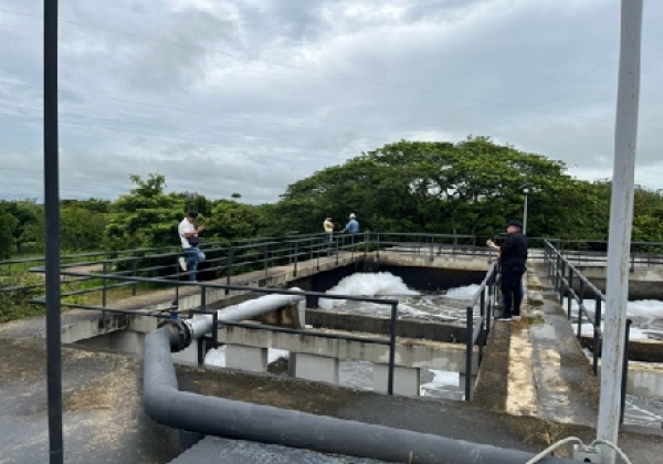 Planta de aguas residuales inicia operación en zona urbana de San Luis de Palenque