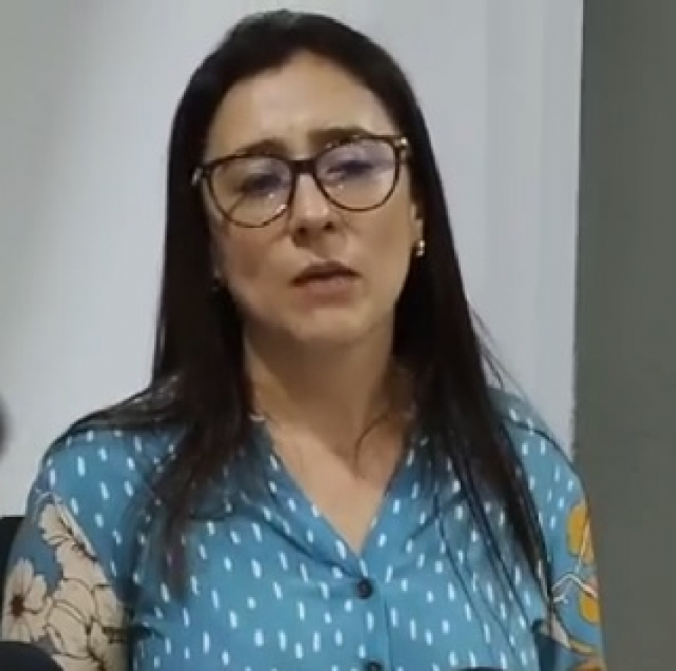 Secretaria de la Asamblea ratifica su versión de acoso laboral contra presidente de la Asamblea y lo desmiente
