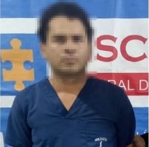 Médico detenido por presunto abuso sexual a paciente durante traslado en ambulancia en Magdalena