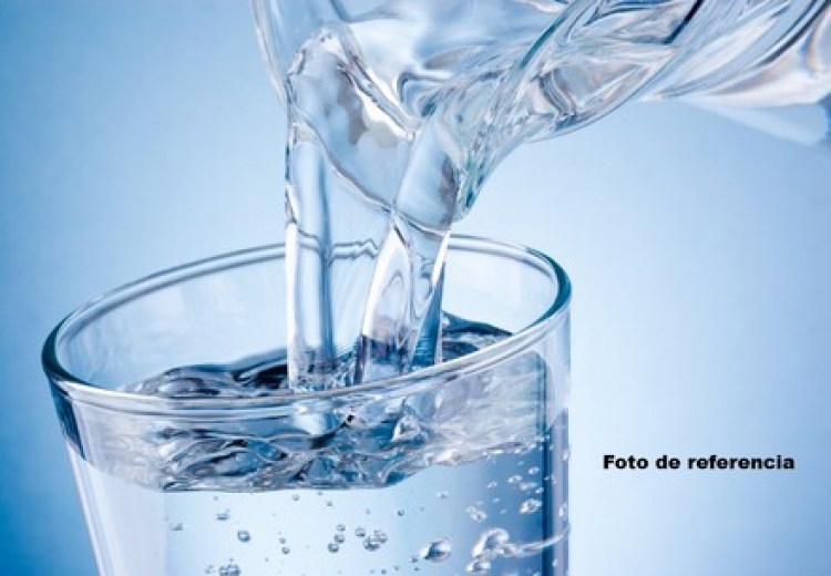 Secretaría de Salud encontró agentes patógenos de varias marcas de agua envasada