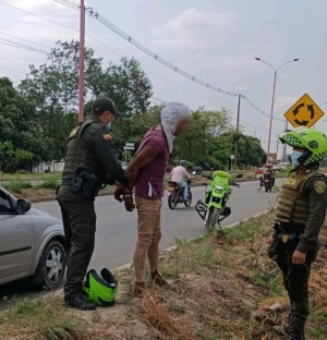 Hombre fue capturado cuando hurtaba cable de cobre de un sistema de puesta a tierra de Enerca en Yopal