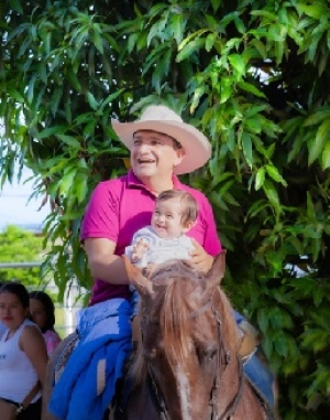 Alcalde Nelson Camacho anuncia megaobras para Aguazul en 2025