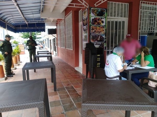 Funcionarios de salud fueron agredidos en el restaurante de JJ Torres