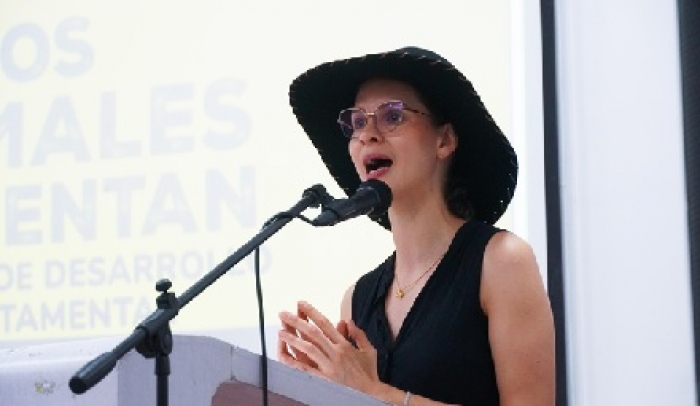 Senadora Andrea Padilla busca mayor rigurosidad en la ley contra el maltrato animal