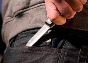Hieren a hombre con arma cortopunzante por robarlo en Yopal