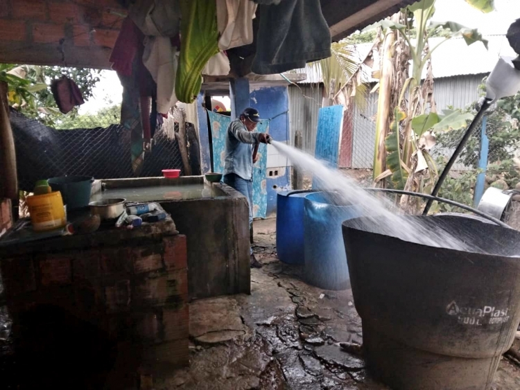Gobernación sigue llevando agua por carro tanques al sector rural de Casanare