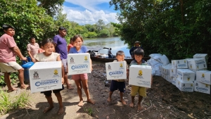 Indígenas afectados por la ola invernal recibieron ayudas humanitarias