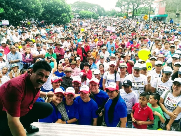 Multitudinario recibimiento a Marco Tulio Ruiz en Orocué