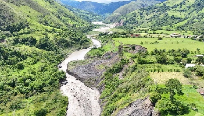 Autoridades inspeccionan el río Cravo Sur y mantienen alerta naranja por lluvias