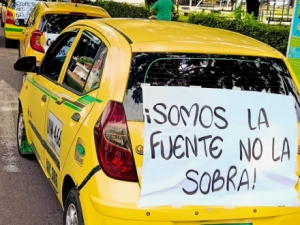 Taxistas madrugaron a protestar por la incertidumbre sobre el suministro de gas para el departamento