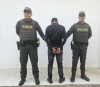 En la Marginal del Llano fue capturado un sujeto que debe pagar condena por porte ilegal de armas