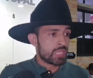 Fracasado intento de aumentar la nómina de la EAAAY se dio por presión social: Angelo Castellanos