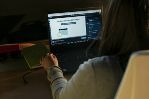 Platzi abre su plataforma de manera gratuita para potenciar la inserción laboral de los Colombianos