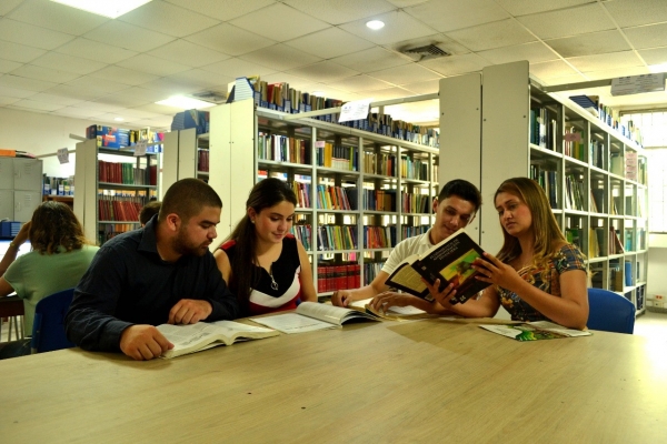 Unitrópico actualiza el estudio socioeconómico para el proceso de transformación a pública