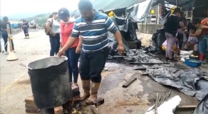 Con sancocho habitantes de Pajarito protestaron en el sector La Granja por la problemática de la vía que los aqueja