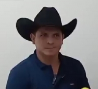 Clínica pública veterinaria y unidades móviles anunció el gobernador César Ortiz Zorro