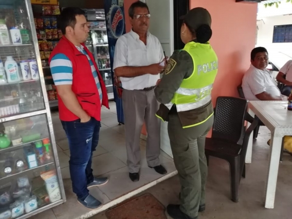Policía de Infancia y Adolescencia realiza control en establecimientos de venta de bebidas embriagantes en Monterrey