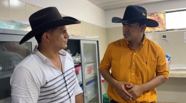 Alcalde electo de Orocué Anderson Bernal y gobernador electo César Ortiz Zorro recorrieron obras del municipio