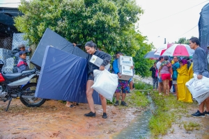 Llegaron ayudas para familias damnificadas en la ciudadela La Bendición