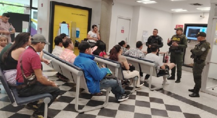 Policía lanzó Plan Navidad con el fin de prevenir hurto a usuarios de entidades financieras
