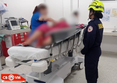 Bomberos de Monterrey atienden parto de emergencia y salvan vida de recién nacido