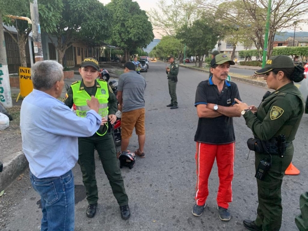 En operativo de control, autoridades recuperaron una moto hurtada e inmovilizaron 10 más