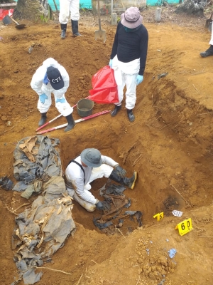 Diligencias de exhumación y ceremonia de entrega digna de dos víctimas del conflicto armado se realizó en Caquetá