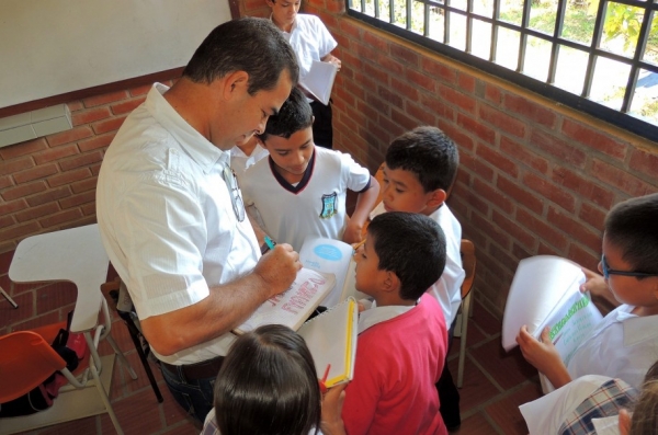 Ministerio de Educación Nacional abre convocatoria para postularse como docentes