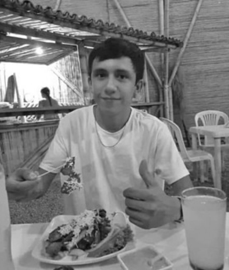 Joven de 19 años murió de manera súbita mientras jugaba un partido de fútbol de salón