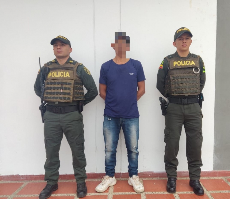 Capturado por agredir a su compañera sentimental