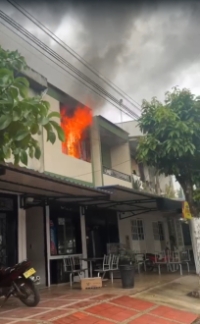 Bomberos de Yopal controlan incendio estructural en la carrera 7ª con calle 45