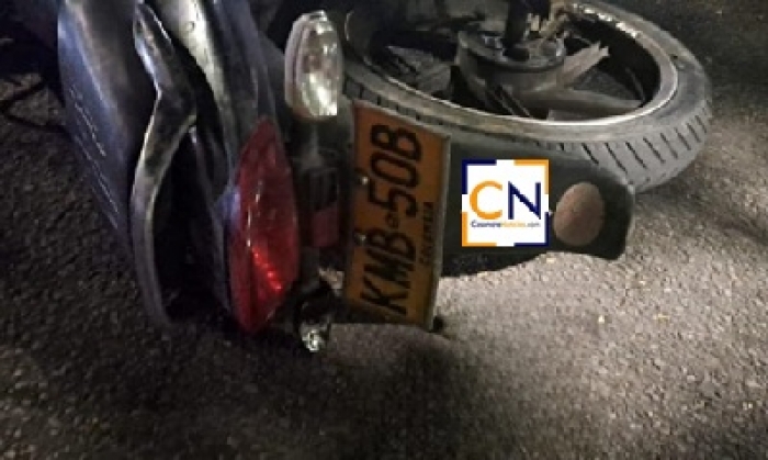 Motociclista pierde la vida al estrellarse contra un árbol en la carrera 14