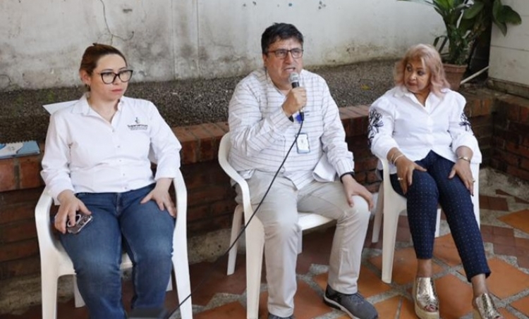 En dos meses se definirá el futuro de la EAAAY