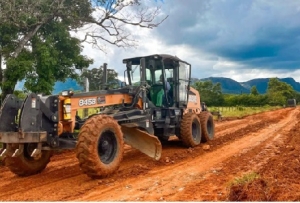 Avanzan trabajos de mejoramiento vial entre San Rafael de Morichal y La Bendición en Yopal