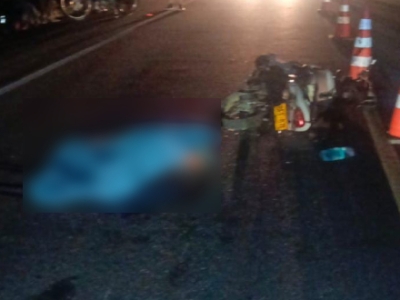 Motociclista muere arrollado por un camión en la Marginal de Llano